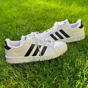 Adidas Grand Court Cloudfoam comfort sneakers